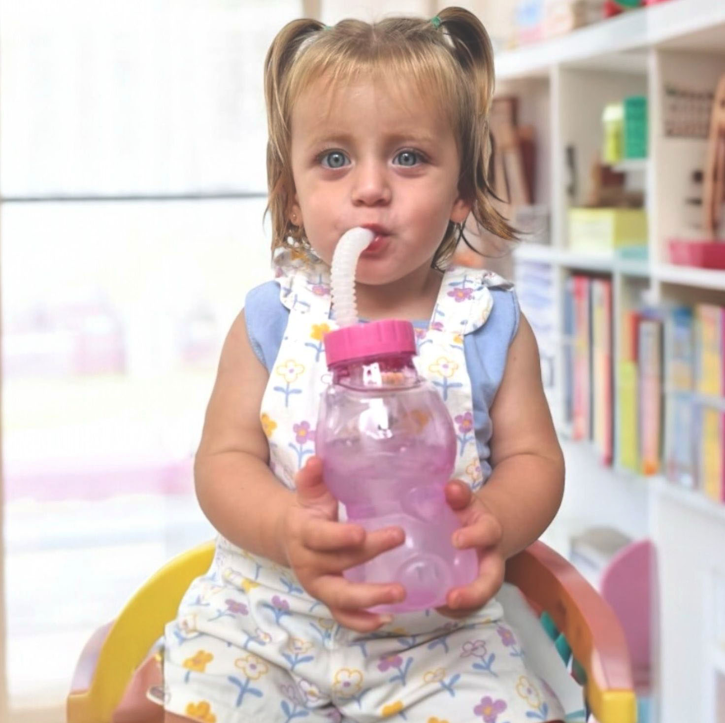 botella gatita rosa